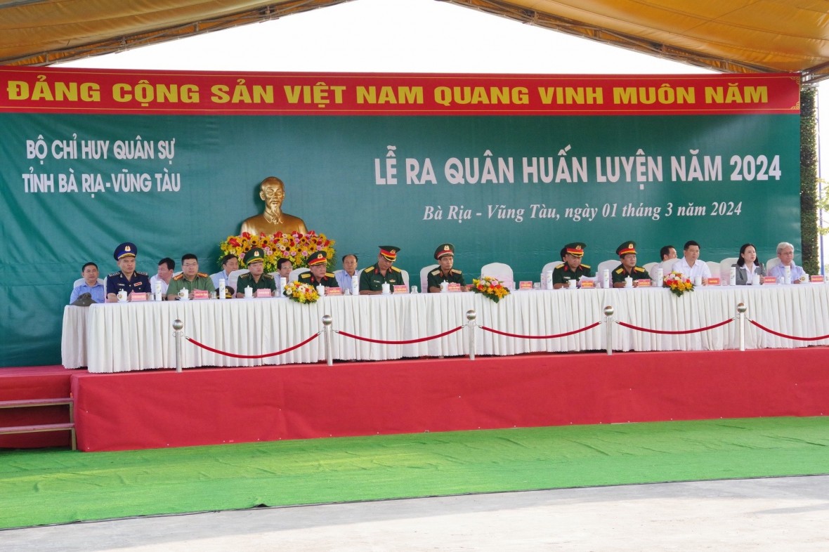 Đại biểu tham gia Lễ ra quân huấn luyện năm 2024 của Bộ CHQS tỉnh tổ chức.