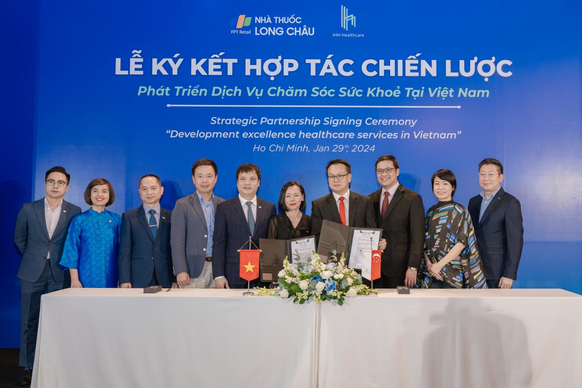FPT Long Châu hợp tác chiến lược với Tập đoàn IHH Healthcare Singapore để đưa y học tiên tiến đến gần hơn với người Việt