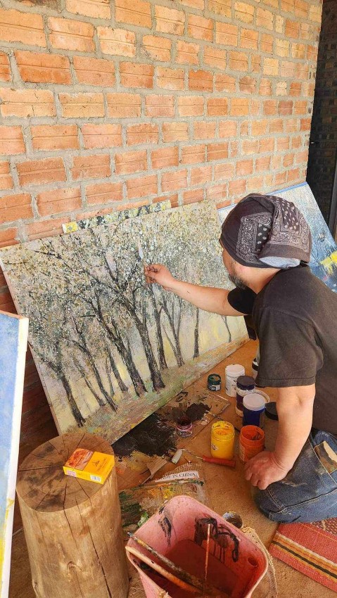 30 hoạ sỹ Việt Nam đã tham gia một trải nghiệm khó quên tại Trại sáng tác "Lạc trôi dưới rừng Sơn Tra"