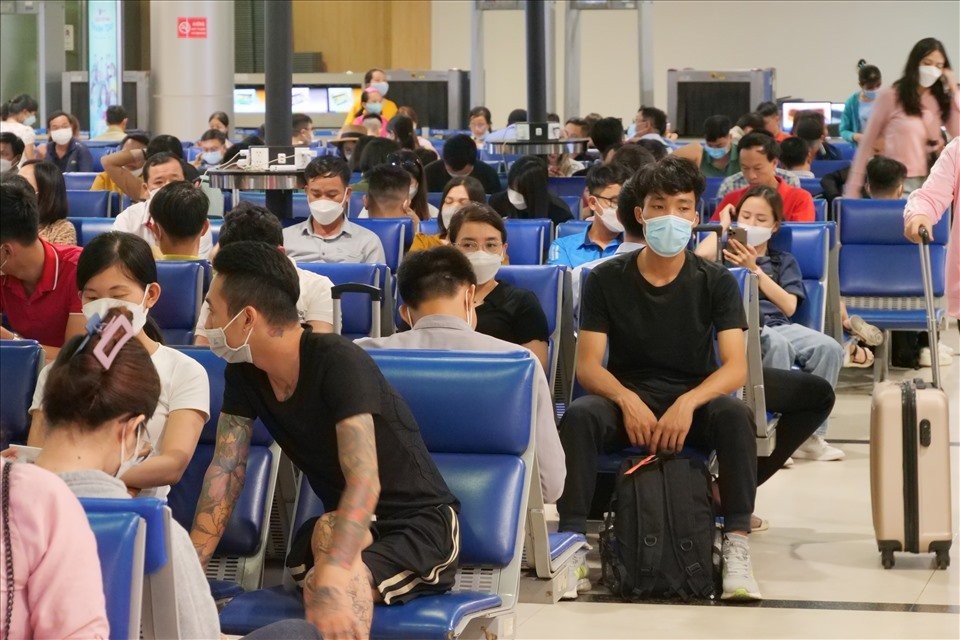Rút ngắn thời gian xuất nhập cảnh tại Sân bay Tân Sơn Nhất