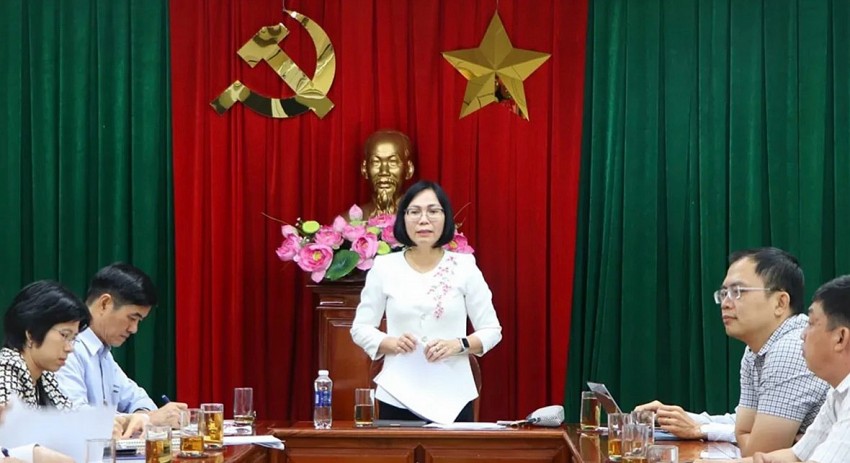Phó Chủ tịch UBND tỉnh Đồng Nai Nguyễn Thị Hoàng chủ trì buổi làm việc về các phương án tổ chức Festival Gốm.