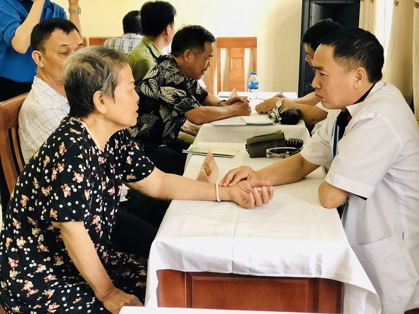 Bước “đột phá” để người dân tiếp cận dịch vụ y tế ở Hà Nội
