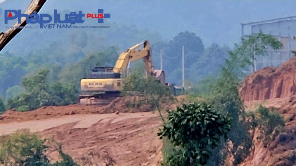 Yên Bái : Xe quá tải hoạt động rầm rộ trên Quốc lộ 2D đoạn qua xã Thịnh Hưng
