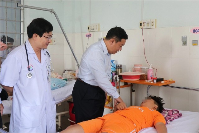 Cục ATTP kịp thời chỉ đạo vụ 222 người nghi bị ngộ độc sau khi ăn cơm gà tại Nha Trang