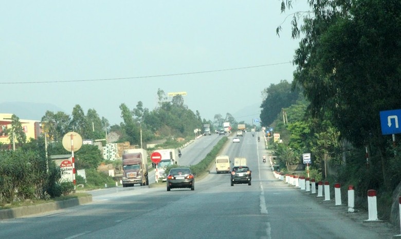 Quốc lộ 1A đoạn qua huyện Nghi Lộc, tỉnh Nghệ An.