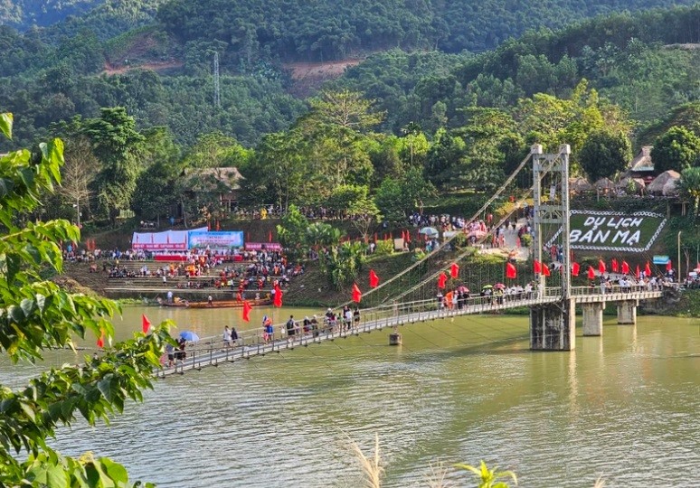 Bản Mạ, một điểm du lịch cộng đồng mang đậm bản sắc văn hóa Thái ở thị trấn Thường Xuân.