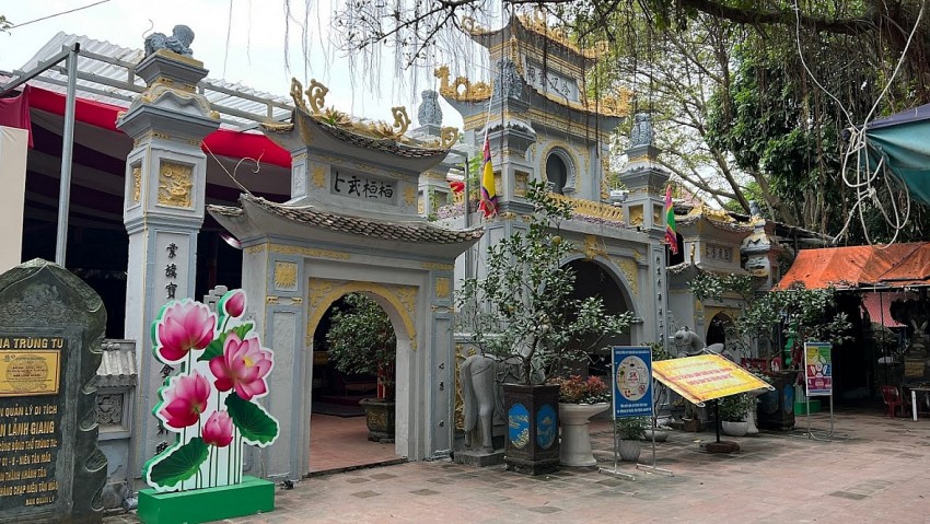 Den Lanh Giang