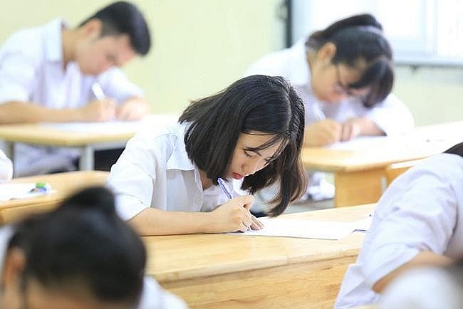 Hơn 100.000 học sinh trên địa bàn TP Hà Nội làm bài khảo sát. (Ảnh: Tiền Phong)