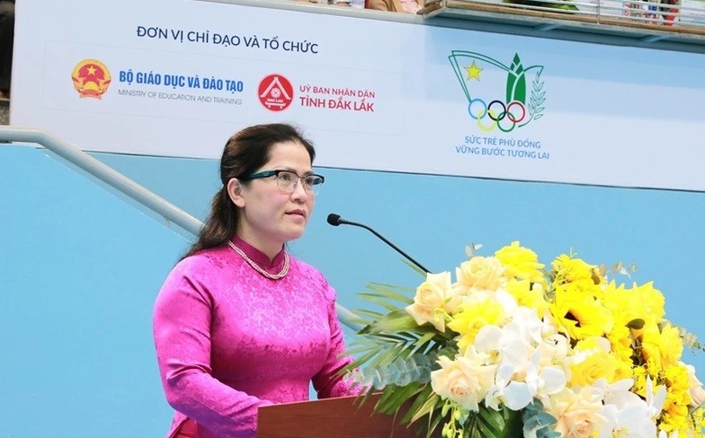 Thứ trưởng Giáo dục và Đào tạo Nguyễn Thị Kim Chi phát biểu tại lễ khai mạc Hội khỏe.