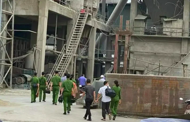 Thủ tướng chỉ đạo các lực lượng chức năng khẩn trương làm rõ nguyên nhân vụ tai nạn lao động đặc biệt nghiêm trọng xảy ra tại Công ty cổ phần Xi măng và Khoáng sản Yên Bái. 