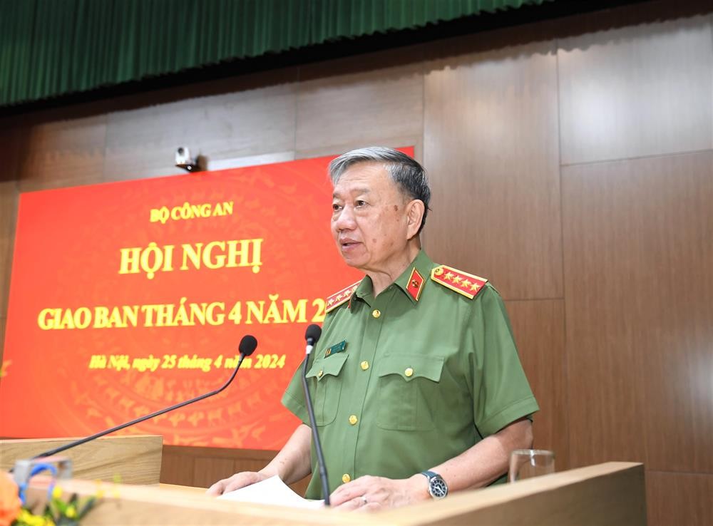 Bộ trưởng Bộ Công an Tô Lâm yêu cầu đẩy nhanh tiến độ giải quyết các vụ án thuộc Ban chỉ đạo Trung ương
