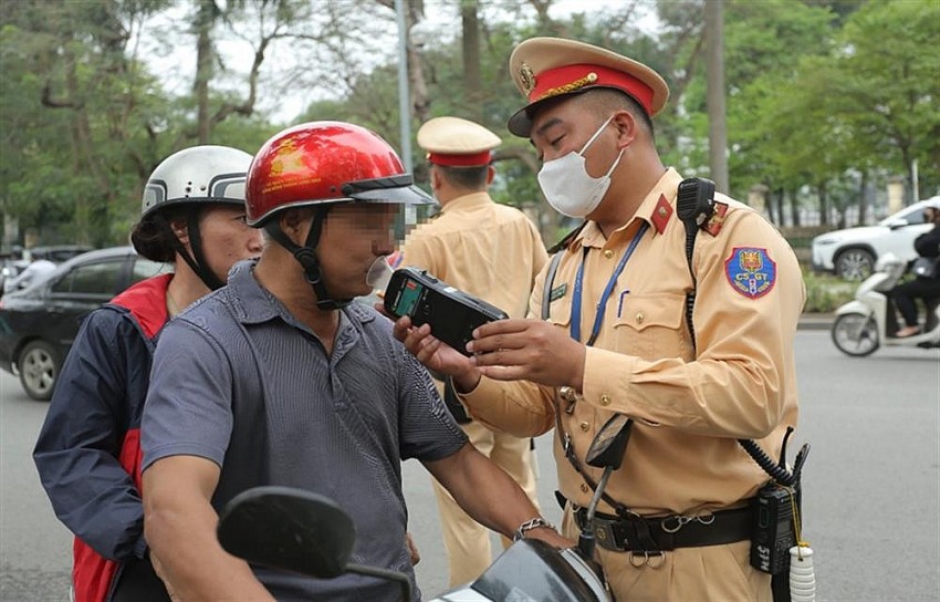 Phòng Cảnh sát giao thông CATP Hà Nội đã triển khai Phương án bảo đảm TTATGT trong dịp nghỉ lễ 30/4 và 01/5/2024.