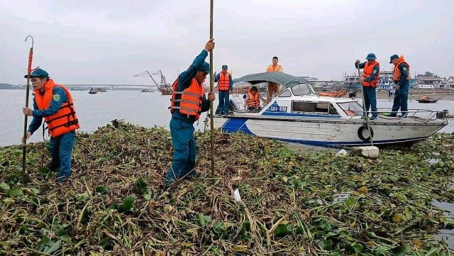 Quảng Ninh: Tìm thấy nạn nhân thứ 3 trong vụ lật thuyền trên sông Chanh