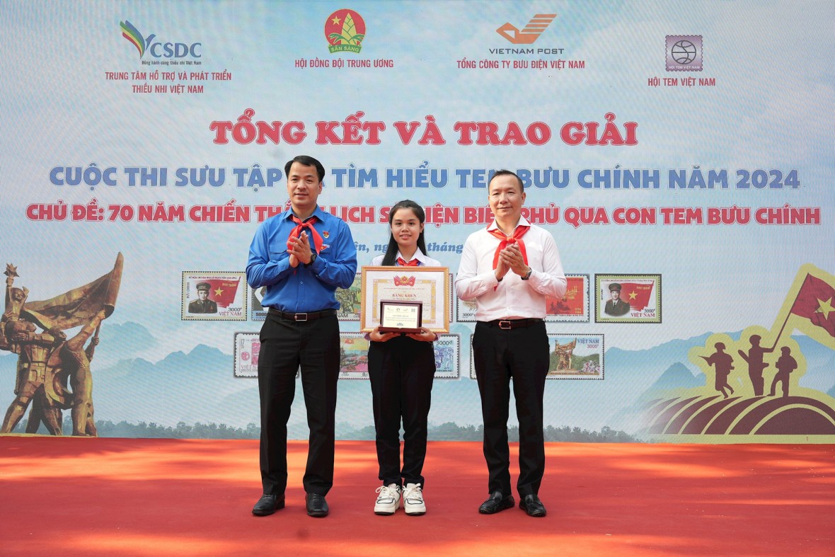 Học sinh giành giải Đặc biệt cuộc thi về Chiến dịch Điện Biên Phủ