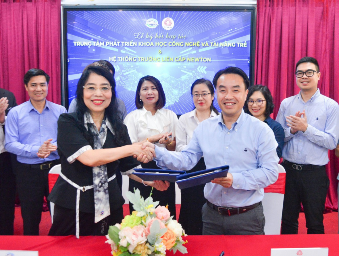 Hệ thống trường Liên cấp Newton đồng hành cùng Trung ương Đoàn TNCS Hồ Chí Minh trong giáo dục và bồi dưỡng tài năng trẻ