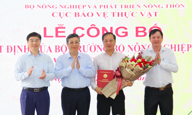 Ông Nguyễn Quang Hiếu được bổ nhiệm làm Phó Cục trưởng Cục Bảo vệ thực vật thuộc Bộ NNPTNT