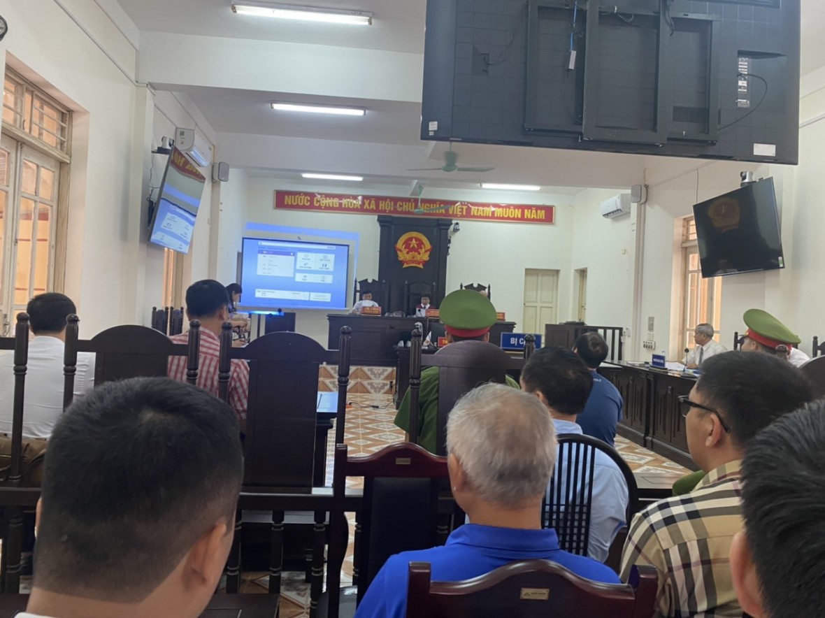 Xét xử vụ án “Huỷ hoại rừng” ở Hà Giang: Nghị án kéo dài, tuyên án vào chiều ngày 14/5