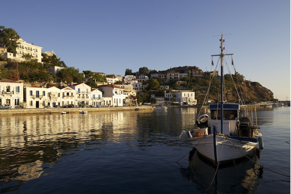 Ikaria là một trong nhiều hòn đảo của Hy Lạp, được biết đến là hòn đảo trường thọ. Ảnh: Bluezones