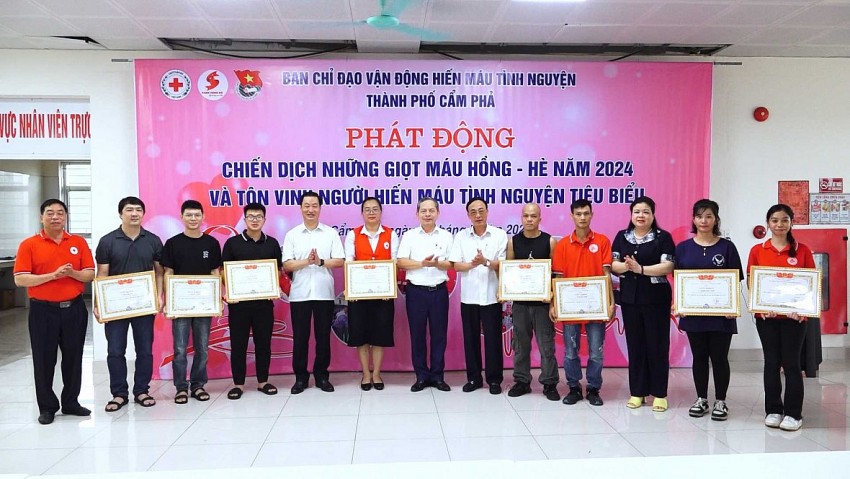 Thành phố Cẩm Phả phát động hiến máu tình nguyện Những giọt máu hồng hè 2024