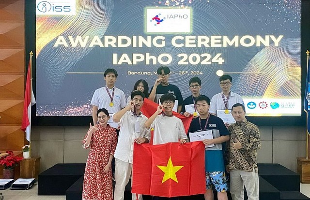 Thành tích xuất sắc của học sinh Việt Nam tại Olympic Vật lý ứng dụng quốc tế