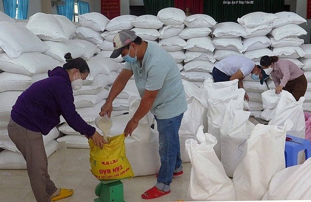 Chính phủ đã hỗ trợ gần 18,5 nghìn tấn gạo cho người dân