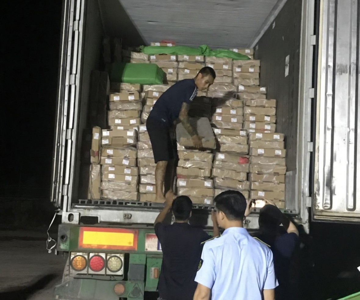 Quảng Ninh: Kiểm soát đấu tranh các đường dây mua bán, vận chuyển hàng lậu ngay từ biên giới