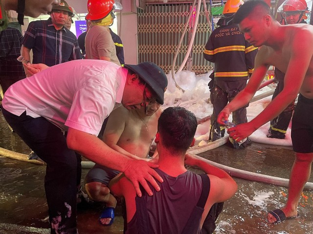 Lãnh đạo UBND TP Hà Nội yêu cầu công an điều tra vụ cháy khiến 4 người chết ở phố Định Công Hạ