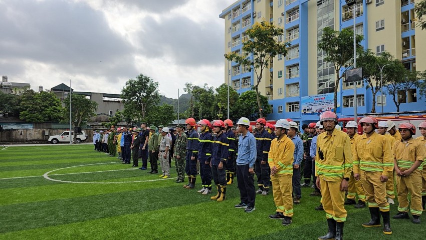 Than Dương Huy thực tập phương án chữa cháy, cứu nạn, cứu hộ năm 2024
