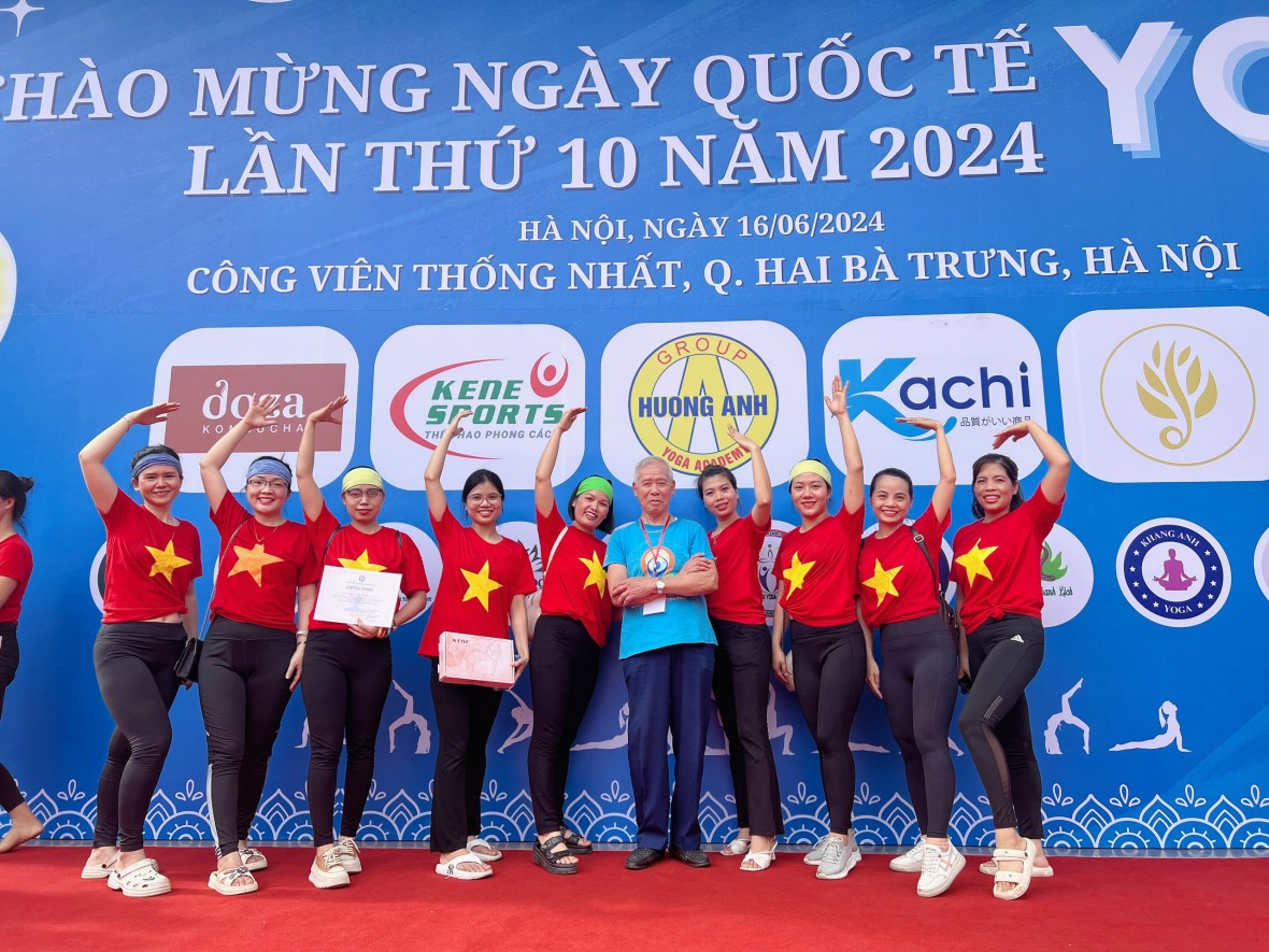 Hà Nội: Hơn 2.000 người tham gia đồng diễn chào mừng Ngày quốc tế Yoga