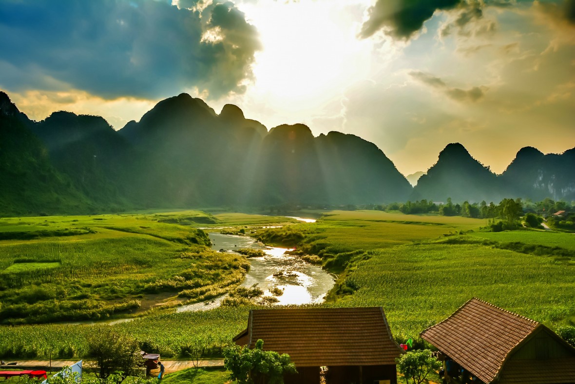 Từ vùng rốn lũ Quảng Bình – Tân Hóa trở thành “Làng Du lịch tốt nhất thế giới”