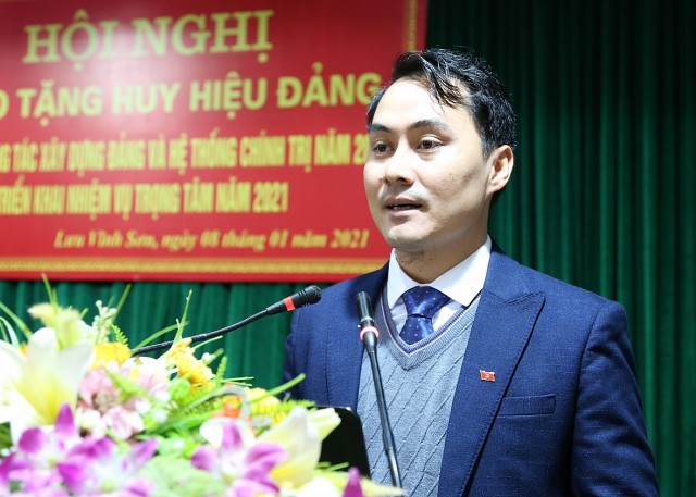Khởi tố nguyên Chủ tịch xã và Công chức địa chính xã ở Hà Tĩnh