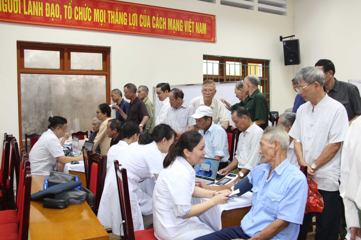 Quảng Ninh: Tổ chức thăm, khám sức khỏe miễn phí cho người có công với cách mạng