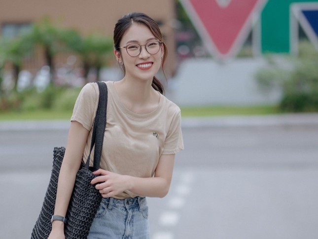 Khánh Vy thường xuyên lan tỏa những điều tích cực, truyền cảm hứng trên mạng xã hội.