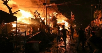 380 người bị thương, 1000 ngôi nhà bị thiêu rụi do đốt pháo tại Philippines