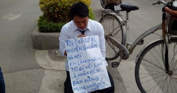 Hà Nội: Nam thanh niên quỳ gối xin việc gây xôn xao