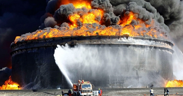 IS tấn công cảng dầu lớn nhất của Libya
