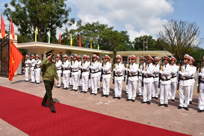 Lễ đ&oacute;n Bộ trưởng Trần Đại Quang theo nghi lễ CAND
