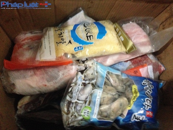 H&agrave; Nội: Bắt quả tang hơn 5 tấn hải sản đang bị ph&acirc;n hủy