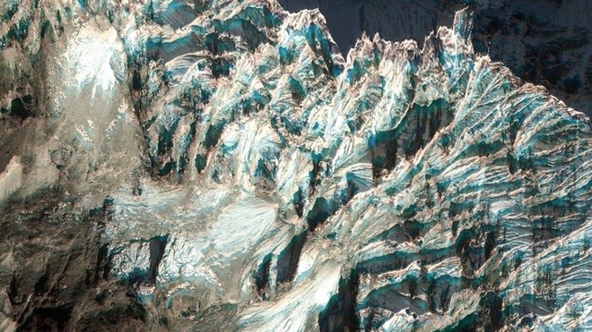 Khu vực l&agrave;ng Chaurikharka, Nepal - điểm dừng ch&acirc;n của du kh&aacute;ch trước khi chuẩn bị chinh phục đỉnh Everest.