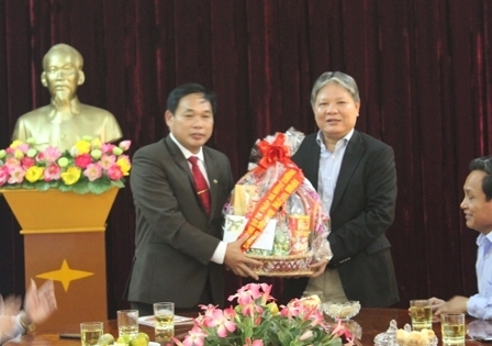 Bộ trưởng Hà Hùng Cường thăm, chúc tết tại Quảng Bình