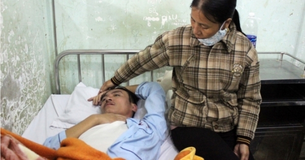 Quảng Bình: Trưởng thôn bị côn đồ tấn công phải nhập viện cấp cứu