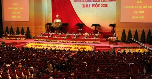 Vì một nước Việt Nam giàu mạnh, vững bước đi lên Chủ nghĩa xã hội