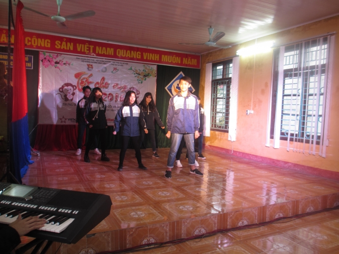 M&agrave;n nhảy Hip hop của học sinh Trường Chuy&ecirc;n H&ugrave;ng Vương, TP Việt Tr&igrave;.