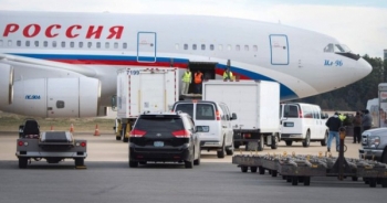 Máy bay đưa 35 nhà ngoại giao Nga bị trục xuất khỏi Mỹ đã về Moscow