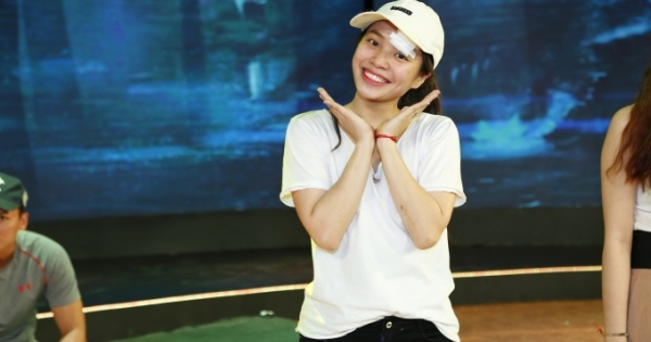 Hotgirl trào phúng Trang Tuyền: "Không ai tin tôi biết diễn hài"