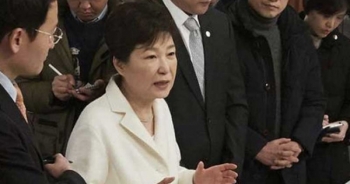 Tổng thống Hàn Quốc quyết không hầu tòa