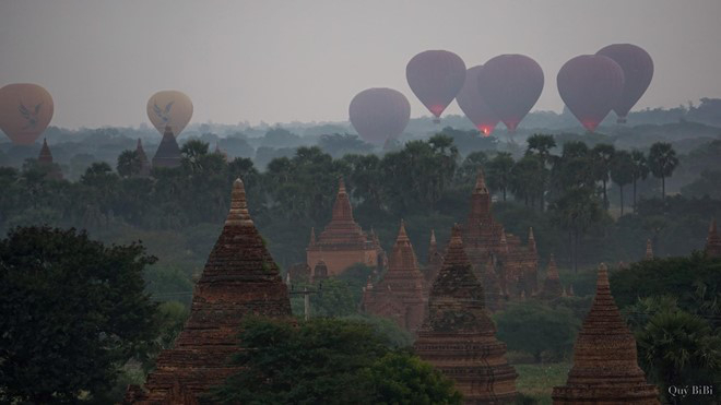 Đến thăm đất nước bạn đền bạn c&oacute; thể tham quan ch&ugrave;a v&agrave;ng Swedagon, h&ograve;n đ&aacute; v&agrave;ng Golden Rock, ch&ugrave;a v&agrave;ng Shwezigon, l&agrave;ng Inhwa, cầu Ubein&hellip; Ảnh:&nbsp;Ngọc Qu&yacute;.