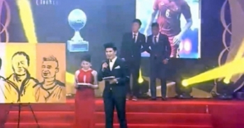 Những sự cố dở khóc dở cười tại Lễ trao giải Quả bóng vàng Việt Nam 2016