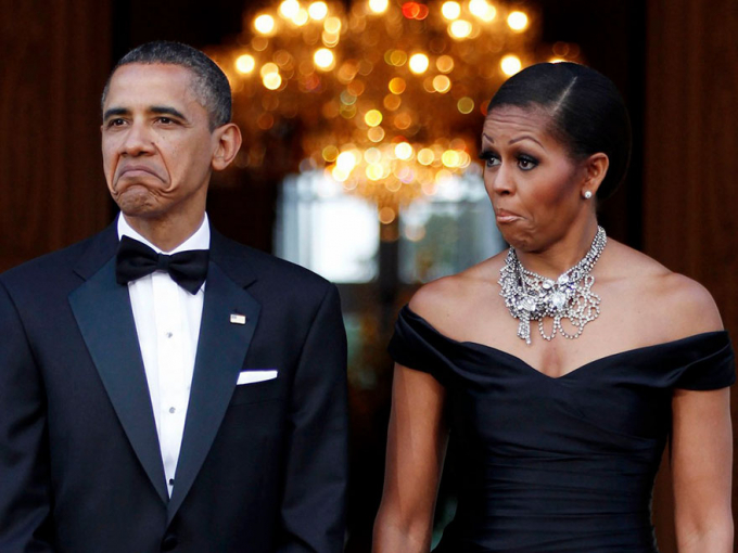 Bức ảnh cho thấy &ocirc;ng Obama v&agrave; vợ l&agrave; một