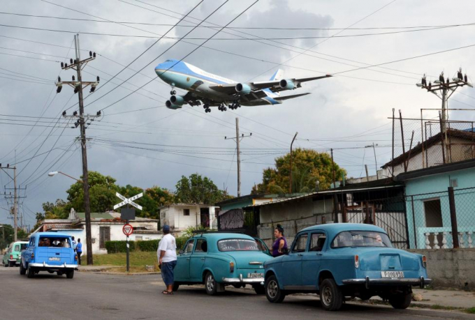 Chuyến thăm lịch sử của Tổng thống Obama đến Cuba sẽ được người Mỹ nhớ đến như chuyến c&ocirc;ng du Trung Quốc của Tổng thống Richard Nixon. Chuyến thăm l&agrave; một phần trong những nỗ lực của ch&iacute;nh quyền Tổng thống Obama nhằm cải thiện quan hệ của Mỹ với c&aacute;c nước Mỹ Latinh.